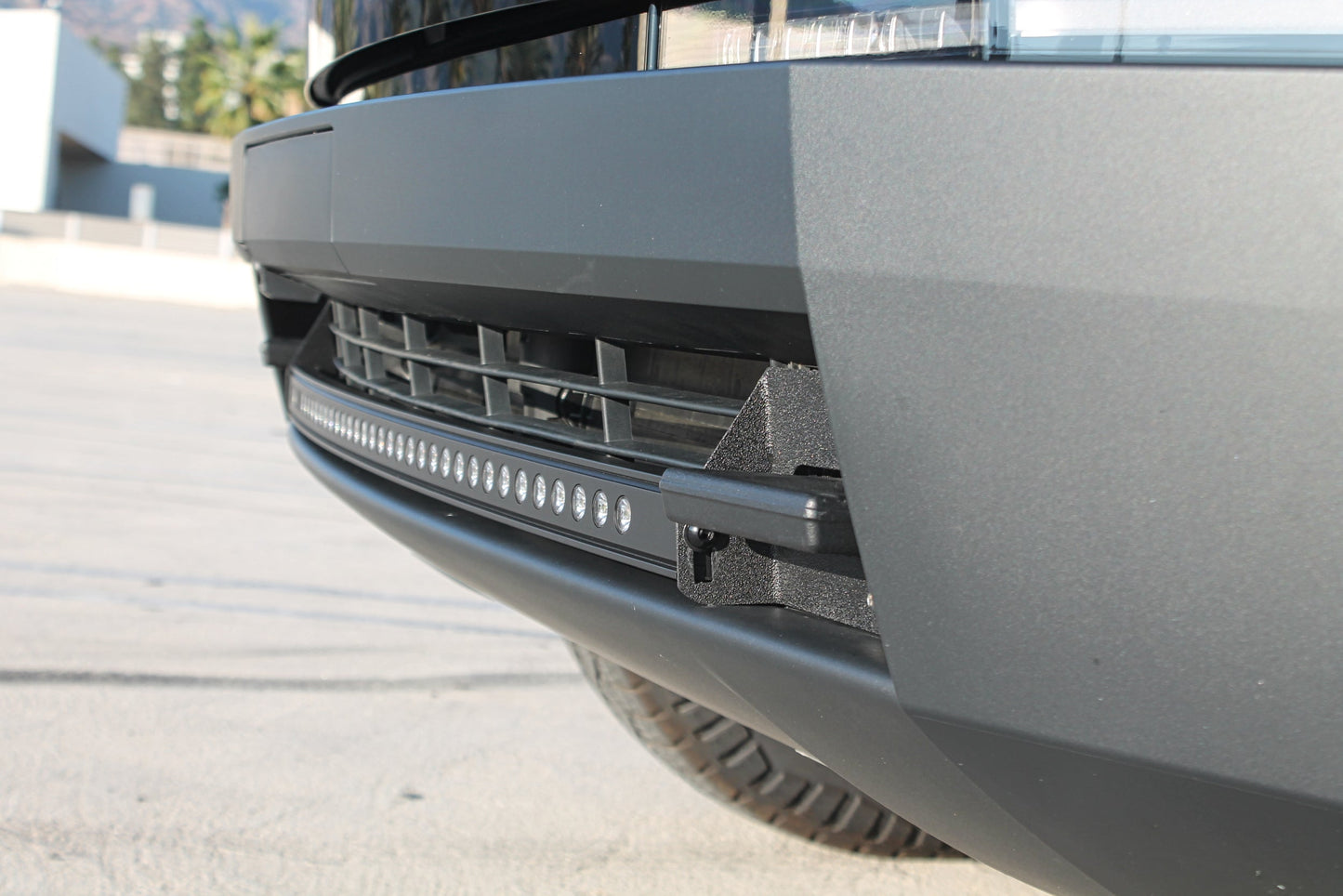 Tesla Cybertruck - Curved 40in Light Bar - Slim