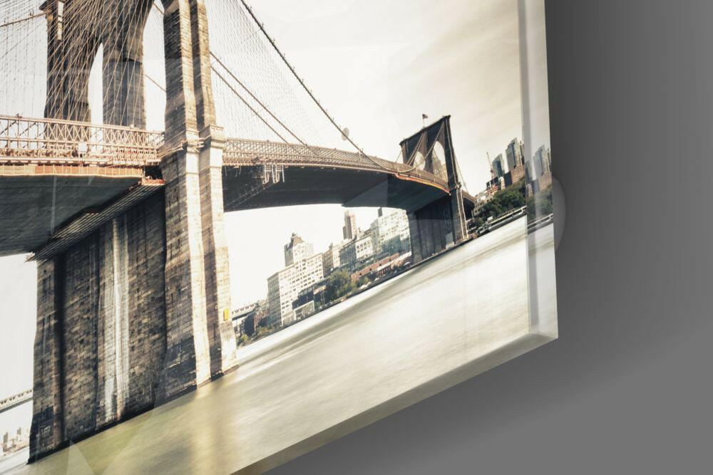 Insigneart USA Insigneart USA Brooklyn Bridge Glass Wall Art