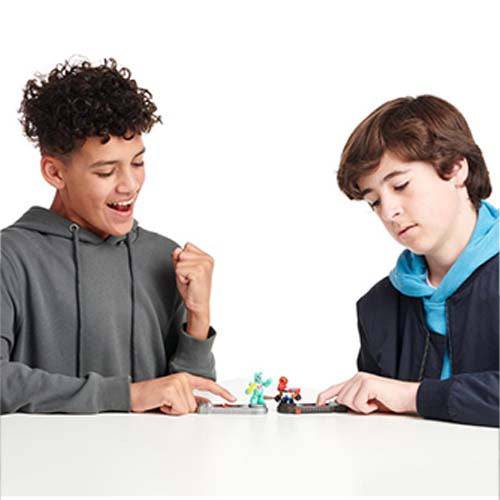 ToyShnip Akedo Ultimate Arcade Warriors - Mini Battling Action Figures -