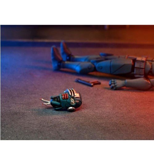 ToyShnip NECA Teenage Mutant Ninja Turtles The Last Ronin 7 Inch Action Figure