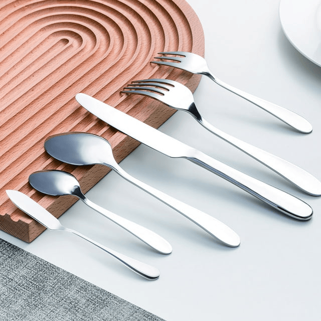 120 Piece Flatware Set for Wedding or Restaurant, Silverware Set for 20 People, Stainless Steel Flatware Sets, Mirror Polished Cutlery Utensil Set, Include Forks Spoons Knife Set, Dishwasher Safe EasyOptionXY LLC