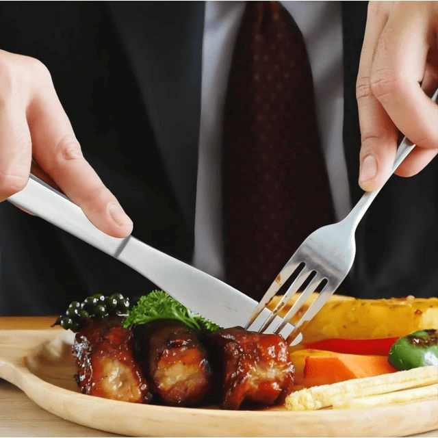 12 Pcs Silverware Set with 6 Dinner Knives and 6 Dinner Forks, Boriyuan Silver Stainless Steel Flatware Set, Tableware Cutlery Set for Home Kitchen Restaurant Hotel