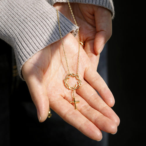 Crown of Thorns Cross Necklace vanimy