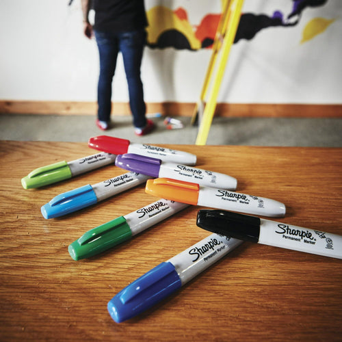 Sharpie Permanent Markers, Chisel Tip, Black, 4 Count EasyOptionXY LLC