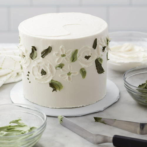 Wilton Creamy White Decorator Cake Frosting, Vanilla Flavored, 4 lb. EasyOptionXY LLC