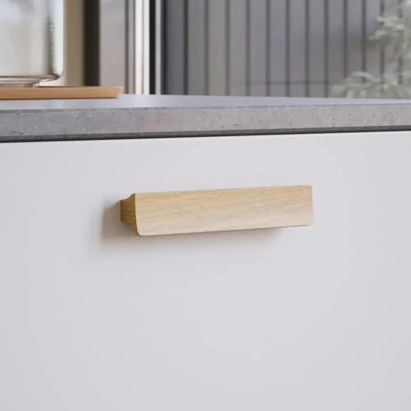 Lacquered Oak Wood "Ante" Drawer Pulls Euro • Knobs