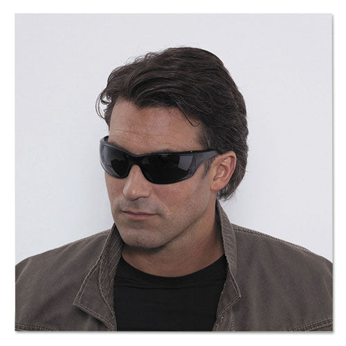 238064822.jpg
