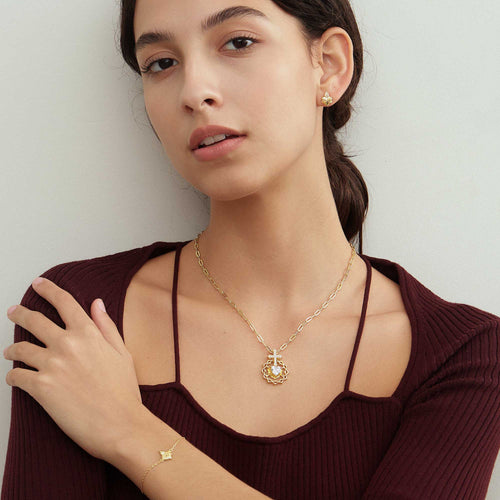 Sacred Heart Flame Stud Earrings vanimy