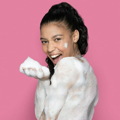 St. Ives Oatmeal and Shea Butter Dry Skin Soothing Liquid Body Wash, 22 oz EasyOptionXY LLC