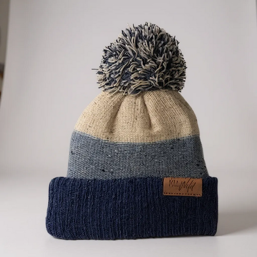Puff beanie - blue Keep the Littles Wild