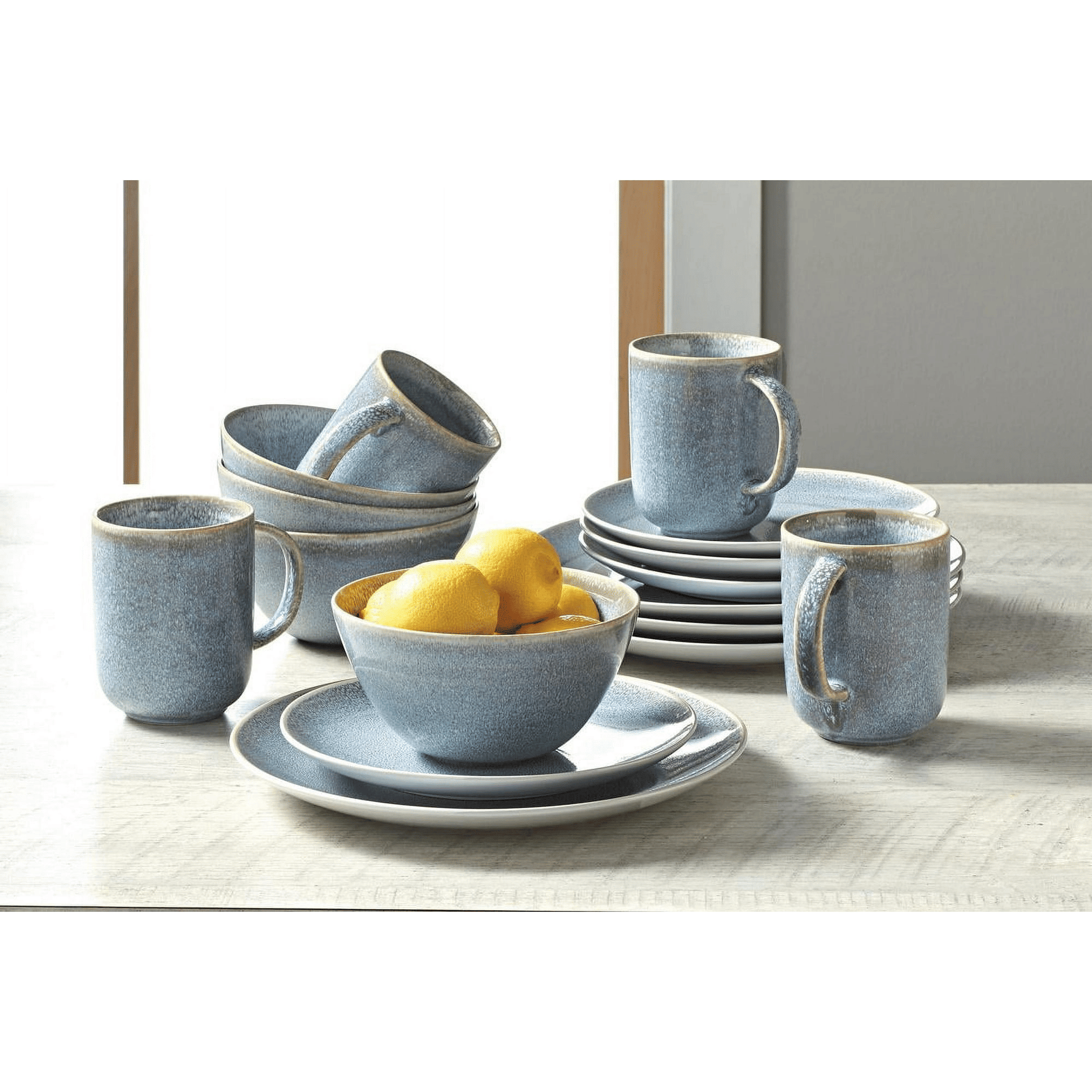Better Homes & Gardens Blue Reactive Linette Round Stoneware Salad Plate Round 8.5'D EasyOptionXY LLC