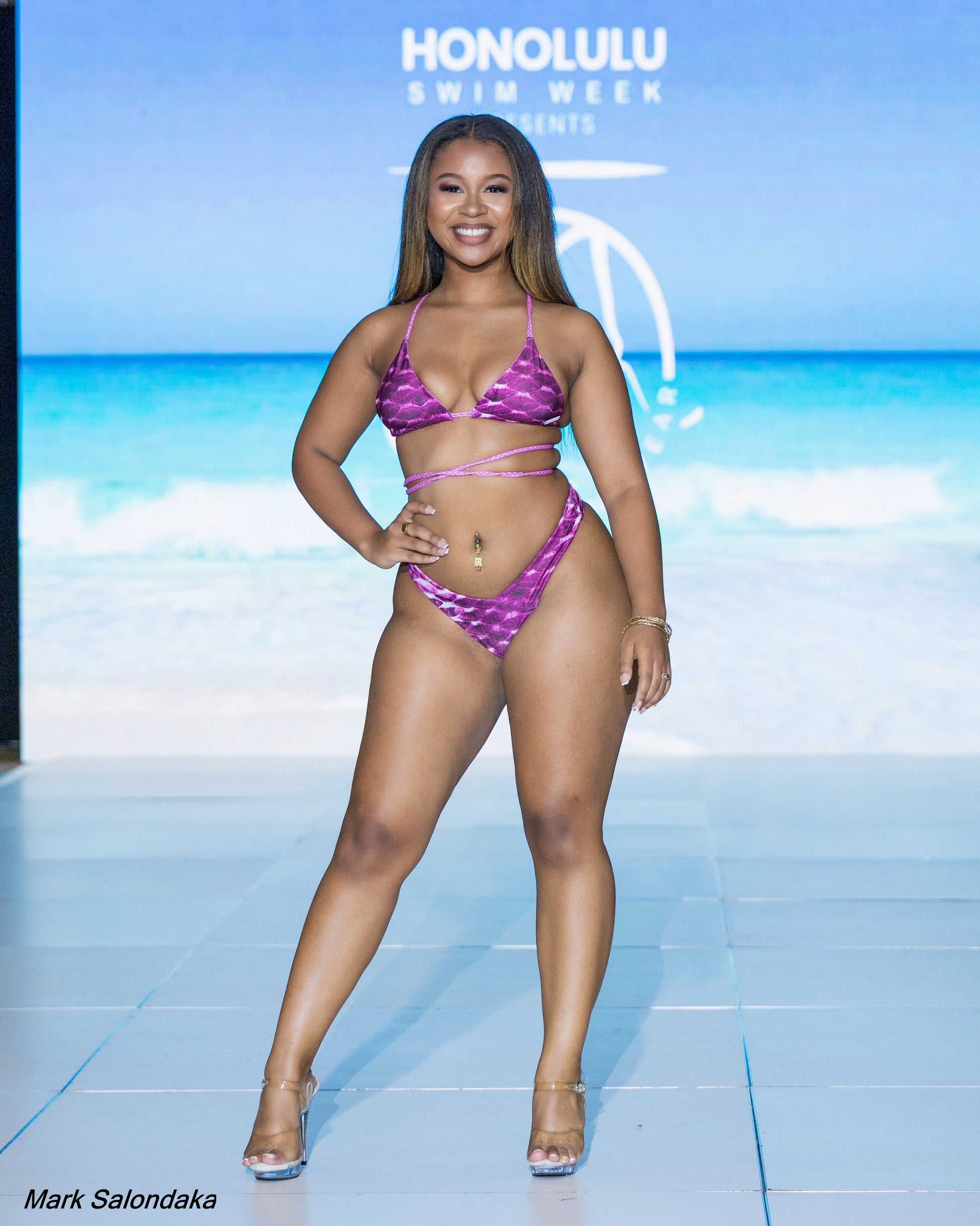 Manō Wear Manō Wear Sustainable & reversible Hilikini top