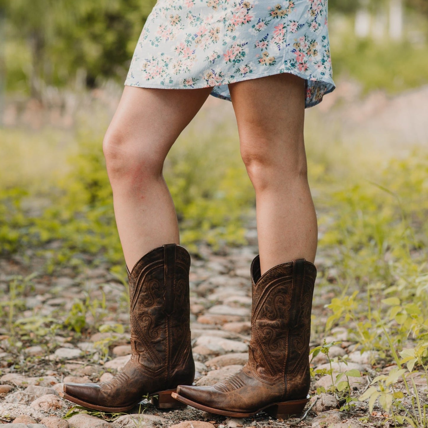 Soto Boots Cheyenne Cowgirl Boots | Women's Snipped Toe Leather Boots (M50041)