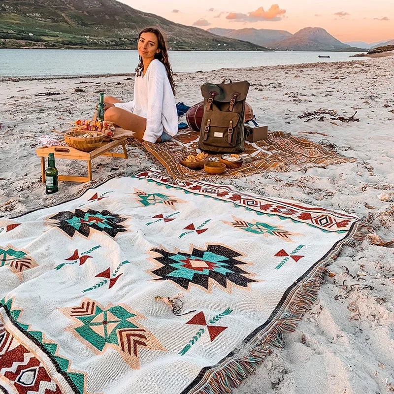 Tribal Blankets Indian Outdoor Rugs Camping Picnic Blanket Boho Decorative Bed Blankets Plaid Sofa Mats Travel Rug Tassels Linen