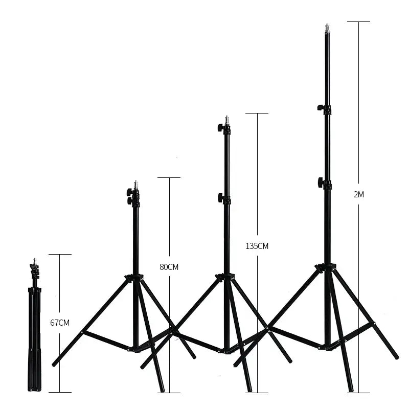Adjustable 2M tripod for smartphones with multiple height settings, including 67cm, 80cm, and 135cm.