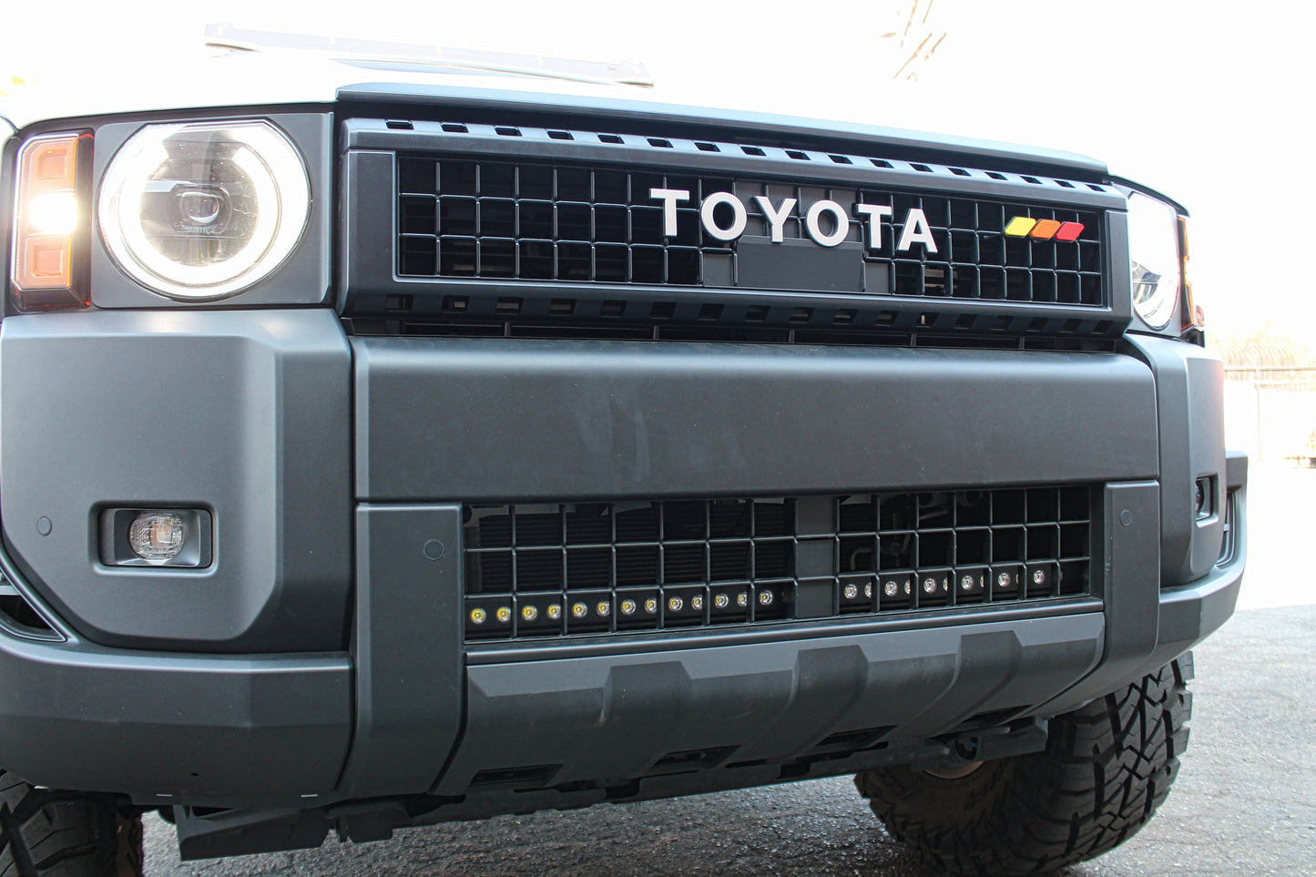 2024+ Land Cruiser Single 30in Light Bar - Slim