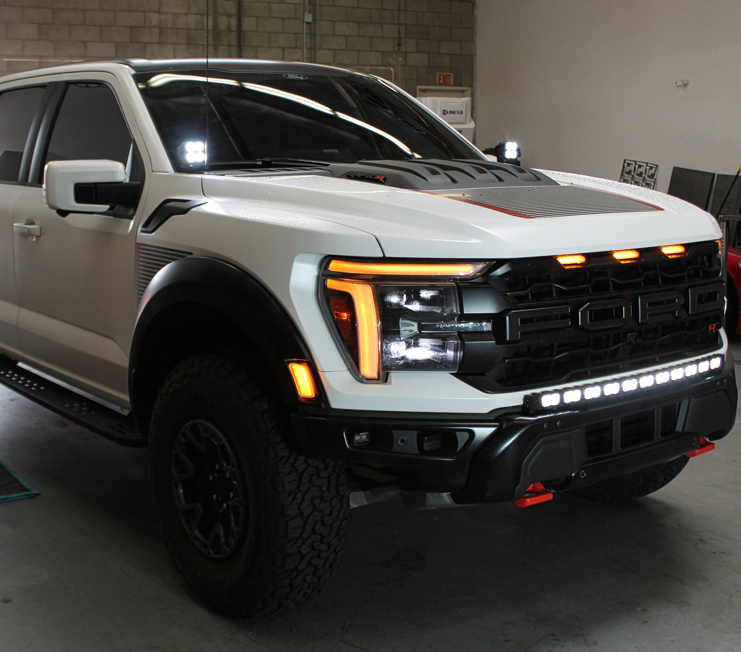 2024+ Ford Raptor Gen 3 Refresh (Modular Bumper) 40in Light Bar - PRO