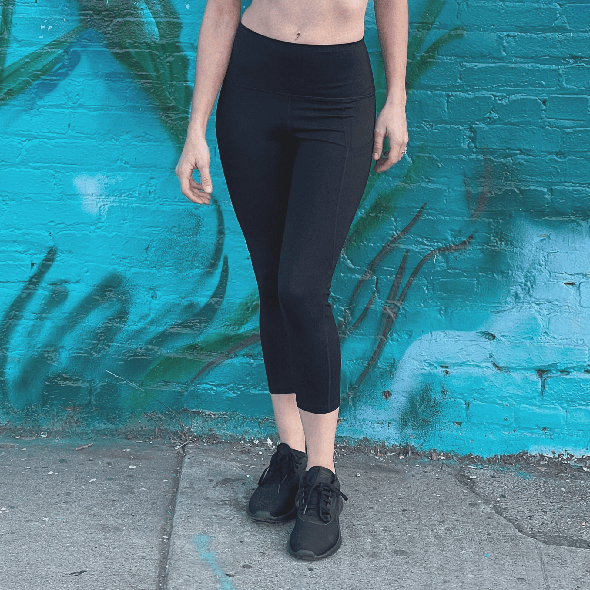 Seajoy Athletic High-Waisted Capri Leggings with Hip Pockets Jupiter Gear