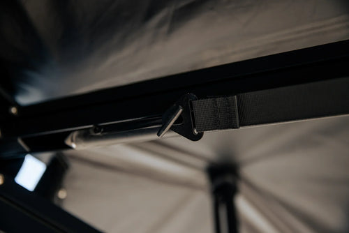 ROAM ARC 270 Awning OffRoadUSA.com