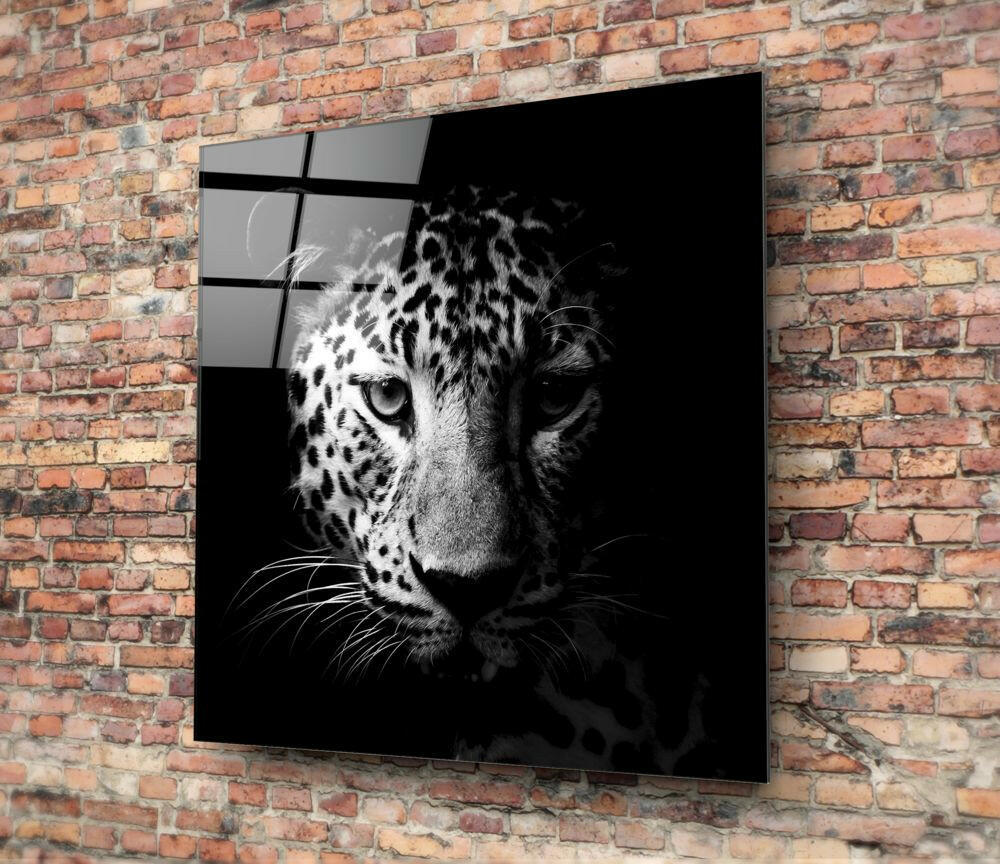 Insigneart USA Insigneart USA Leopard Glass Wall Art