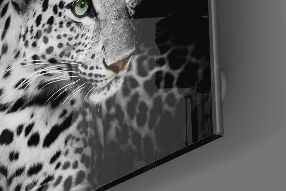 Insigneart USA Insigneart USA Leopard Glass Wall Art