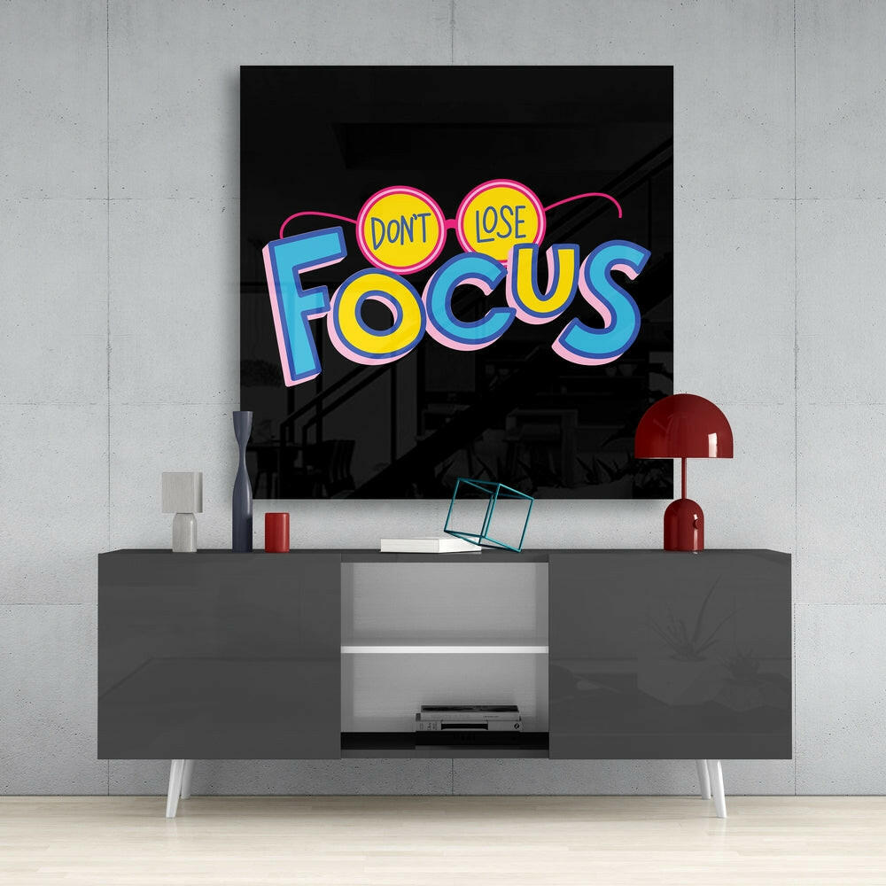 Insigneart USA Insigneart USA '’Do not lose focus’’ Glass Wall Art