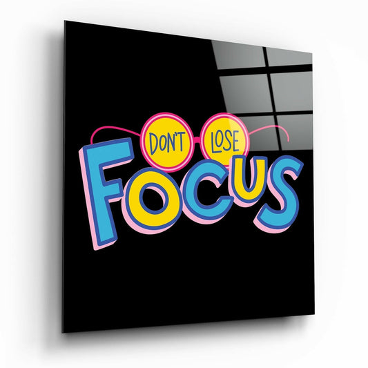 Insigneart USA Insigneart USA '’Do not lose focus’’ Glass Wall Art