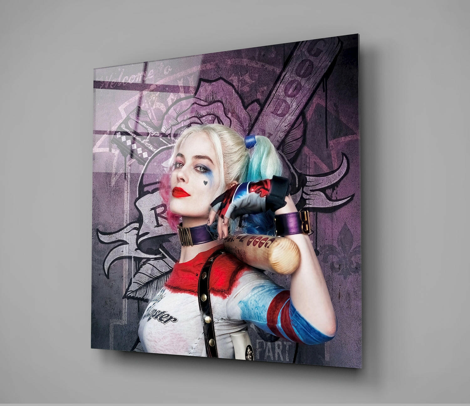 Insigneart USA Insigneart USA Harley Quinn Glass Wall Art