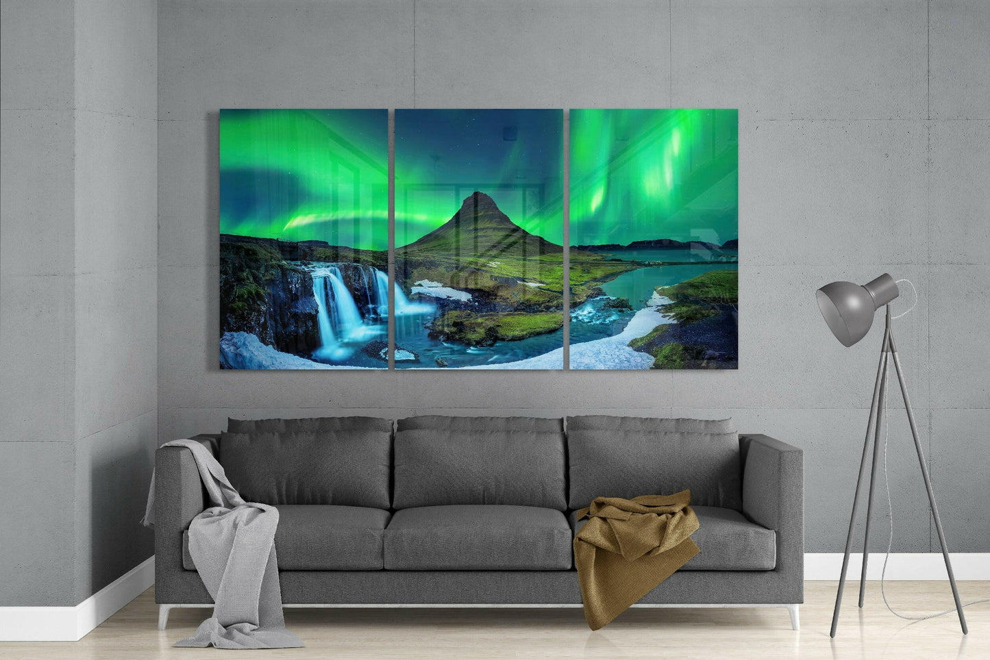 Northern Lights - Aurora Glass Art Insigneart USA