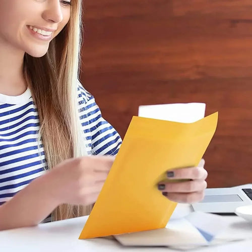 Kraft Foam Mail 4x8 "100 pieces, small zip-lock mail transport bag, yellow padded envelope #000