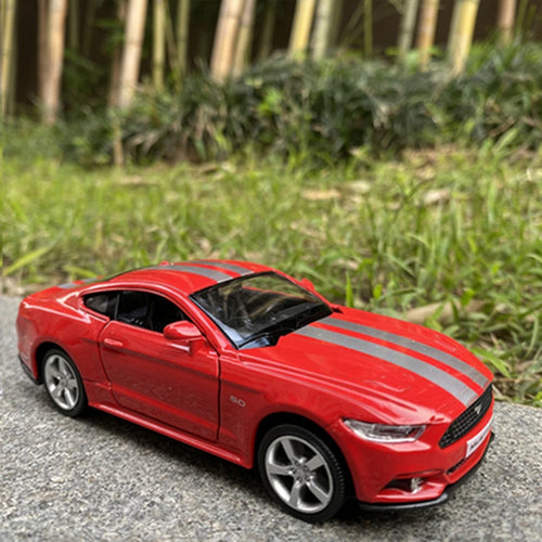 1:36 Ford Mustang GT Alloy Sports Car Model Diecasts Metal Toy Vehicles Car Model High Simulation Childrens Toys Gift Collection