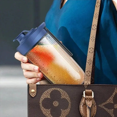 Portable Juicer Cup 6 Blade Blender Bottle  Household Fruit Juicer Cup Smoothie Blender USB Rechargeable Juicer Kitchen Tool