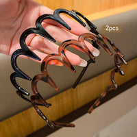 2 internet red hair clips with teeth and anti slip hair clips suitable for daily use as hair accessories