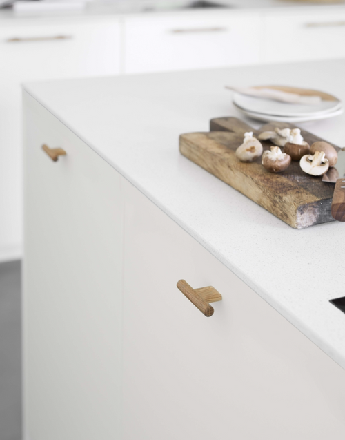 Lacquered Oak "Join" Wood Cabinet Knobs and Drawer Handles Euro • Knobs