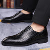 Luxury Mens Leather Shoes Retro Carved Lace-up Brogue Oxford Wedding Men Dress Shoes Male Formal Business Gentleman Office Shoes