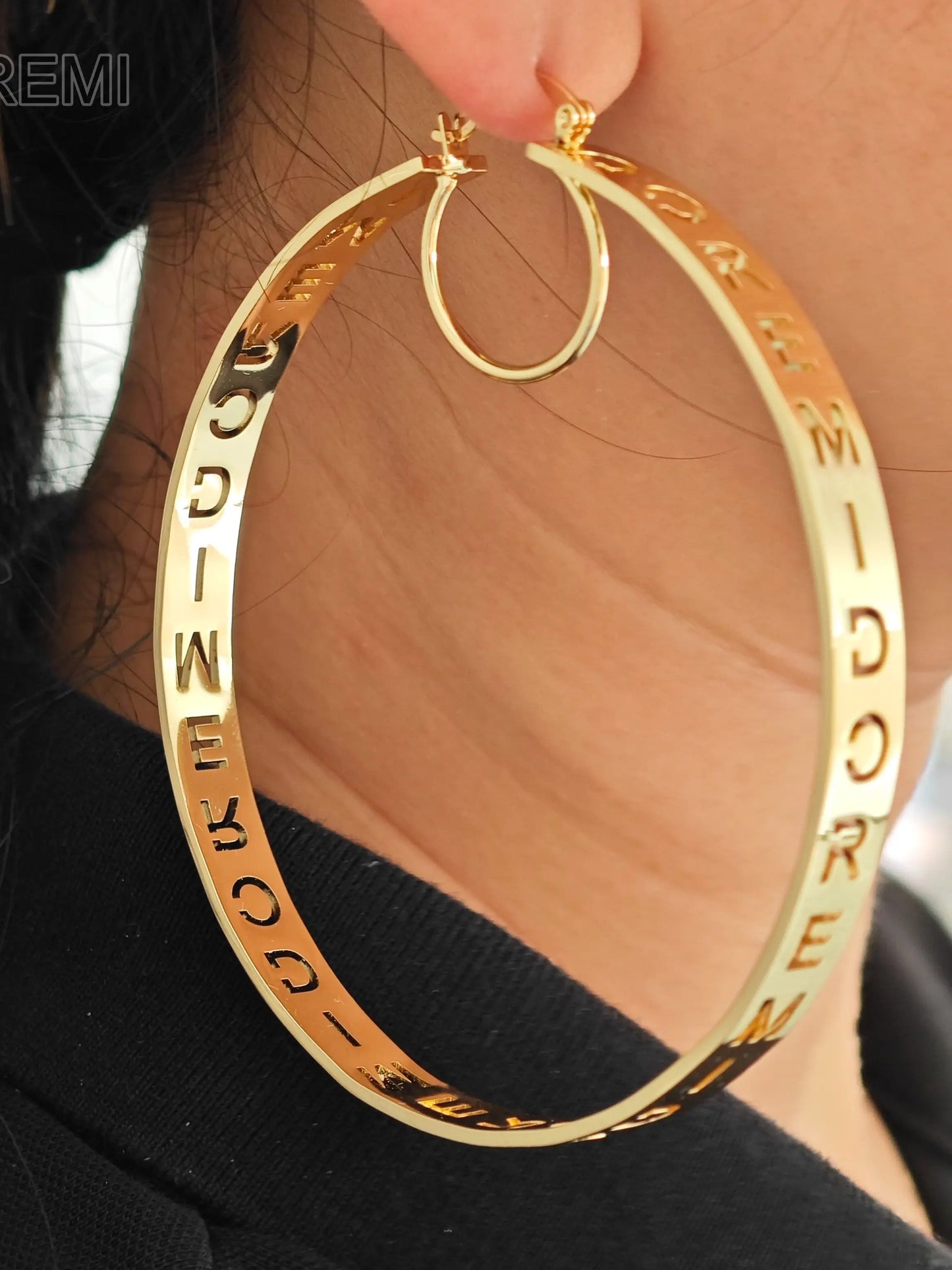 DOREMI Hollow Name Letters Custom Name Earring Hoop U Shape Clip Exaggerated Big Earring Hypoallergenic Stainless Steel Earring