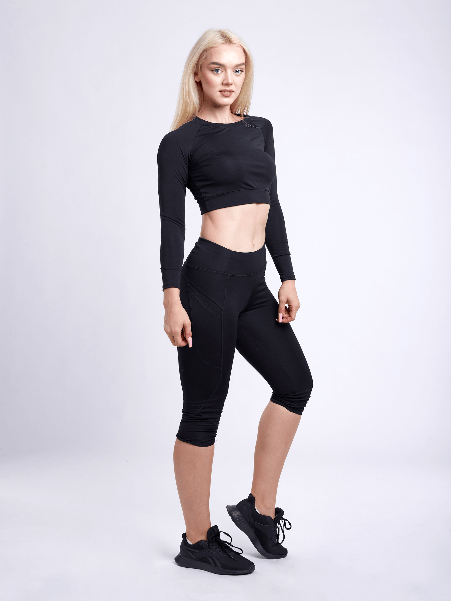 JupiterGear Mid-Rise Capri Fitness Leggings with Side Pockets Jupiter Gear