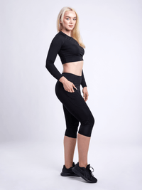 JupiterGear Mid-Rise Capri Fitness Leggings with Side Pockets Jupiter Gear