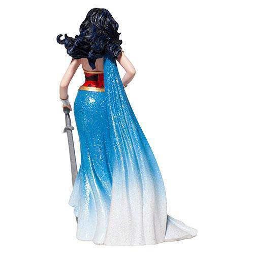 ToyShnip Enesco DC Comics Couture de Force - Select Figure(s)