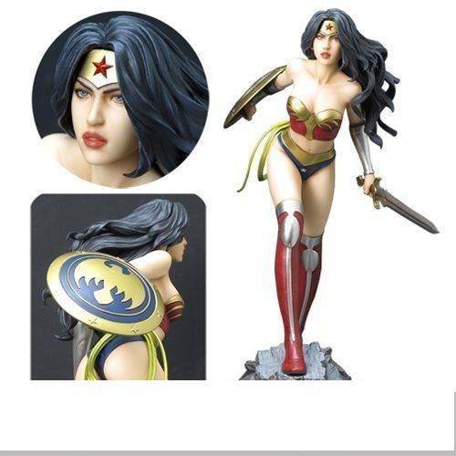 ToyShnip Fantasy Figure Gallery DC Comics Collection Wonder Woman Variant