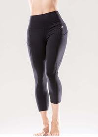 Jolie High-Waisted Capri Leggings with Hip Pockets Jupiter Gear