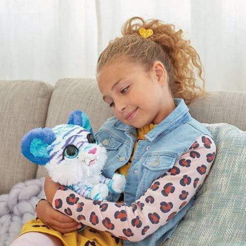 ToyShnip FurReal North the Sabertooth Kitty Interactive Pet Toy