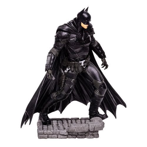 ToyShnip McFarlane Toys DC The Batman Movie 12-Inch Posed Statue - Select