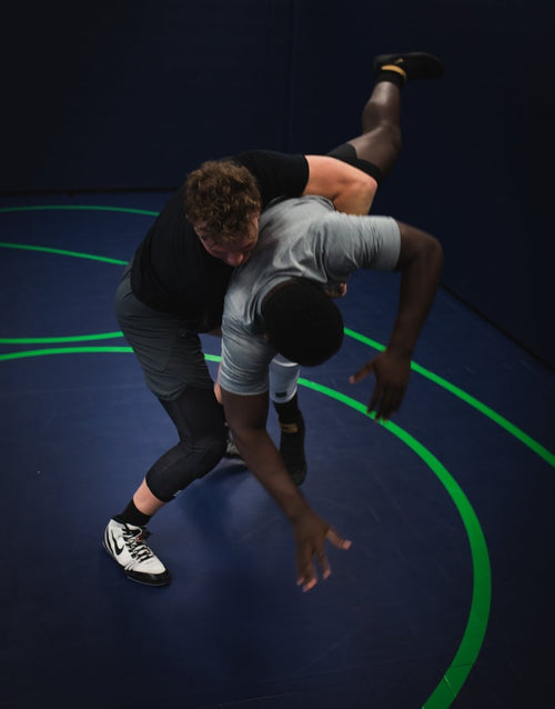 Mid-Length Padded Knee Sleeve - Black Cumulus Sport