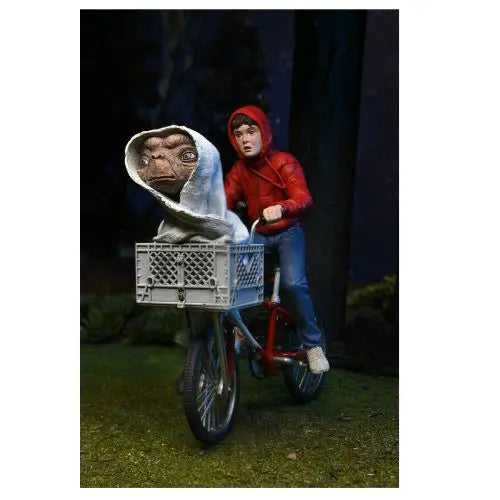 ToyShnip NECA E.T. 40Th Anniversary Deluxe 7-Inch Scale Action Figure - Select