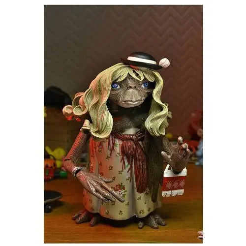 ToyShnip NECA E.T. 40Th Anniversary Deluxe 7-Inch Scale Action Figure - Select