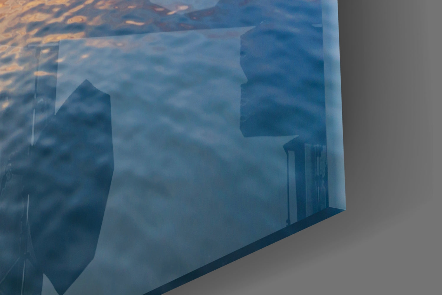 Insigneart USA Insigneart USA Boat Glass Wall Art