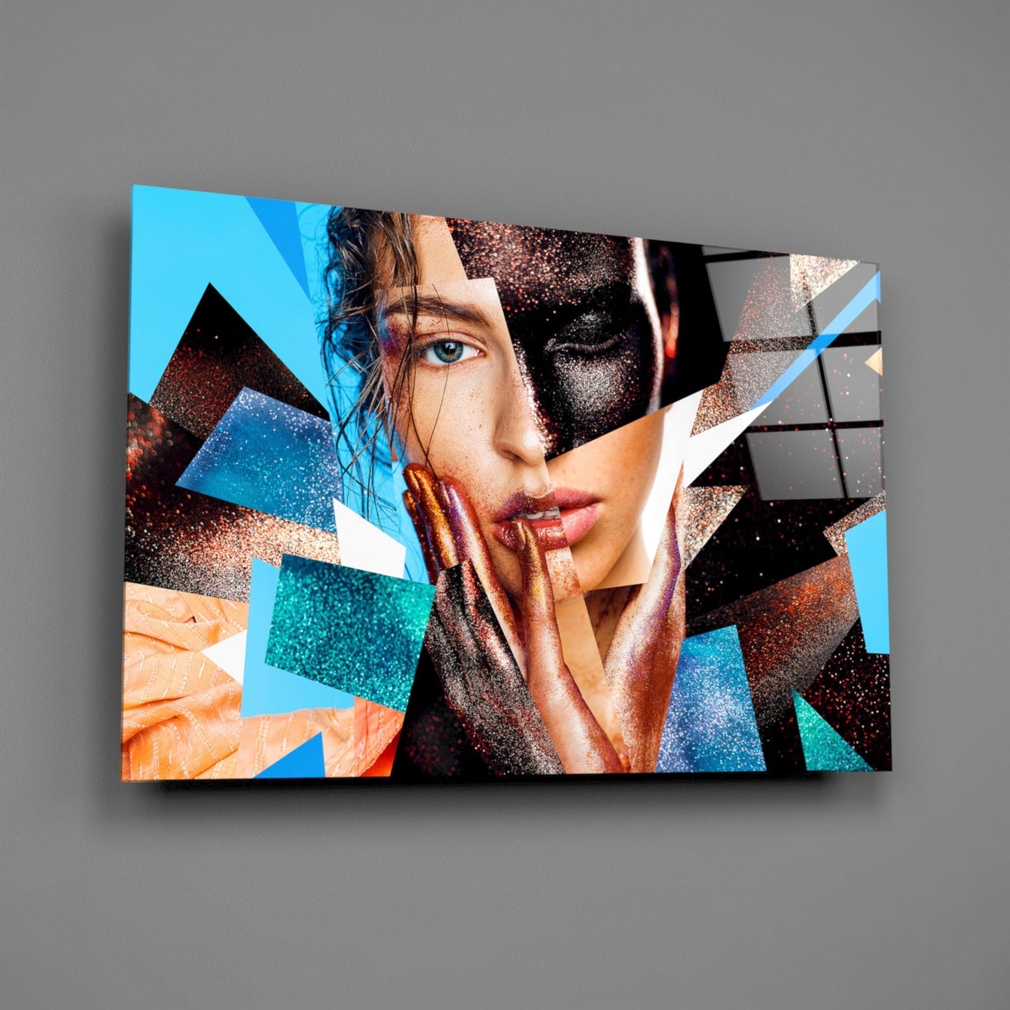 Insigneart USA Insigneart USA Effect Woman Glass Wall Art