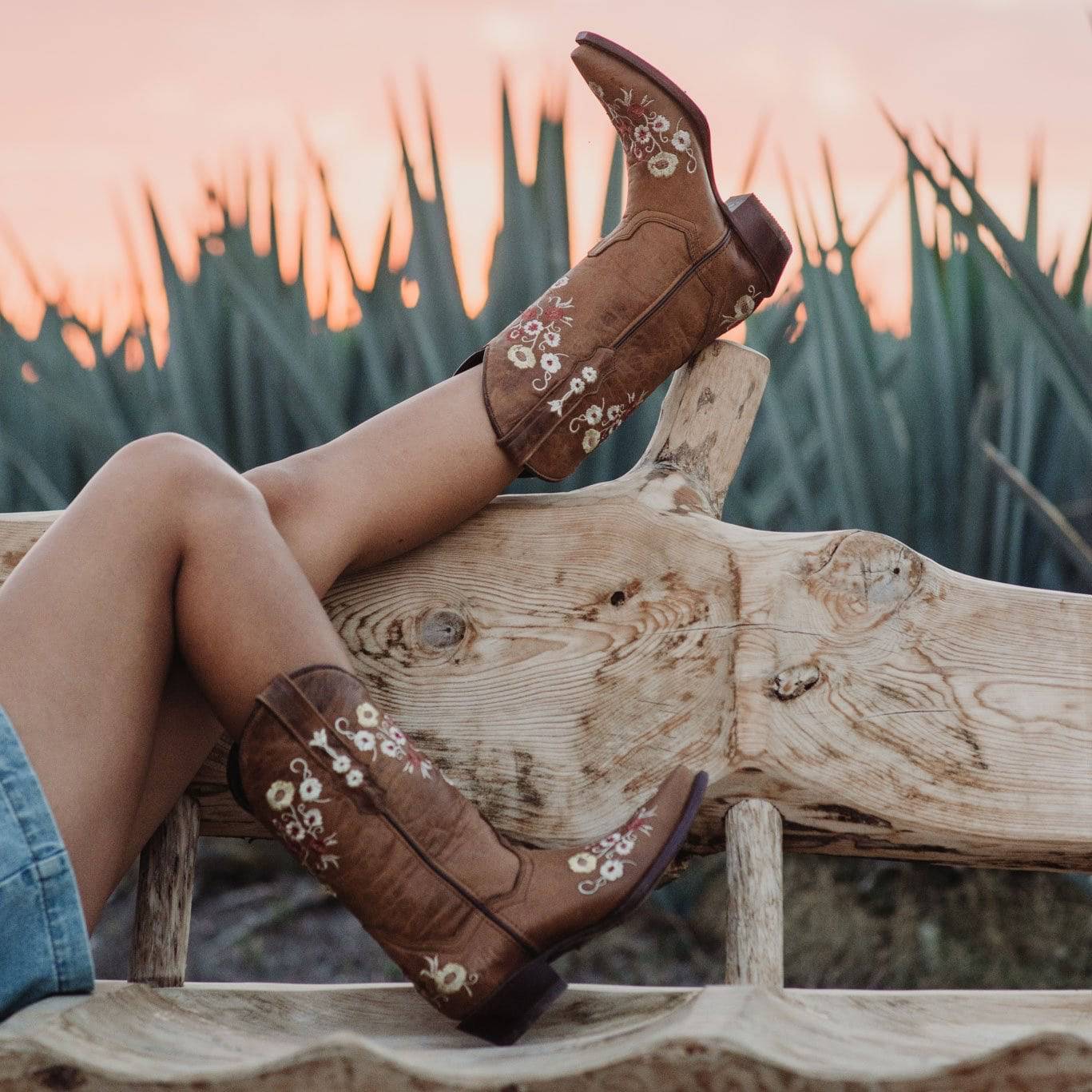 Soto Boots Women's Snipped Toe Western Boots | Floral Showstopper Cowgirl Boots